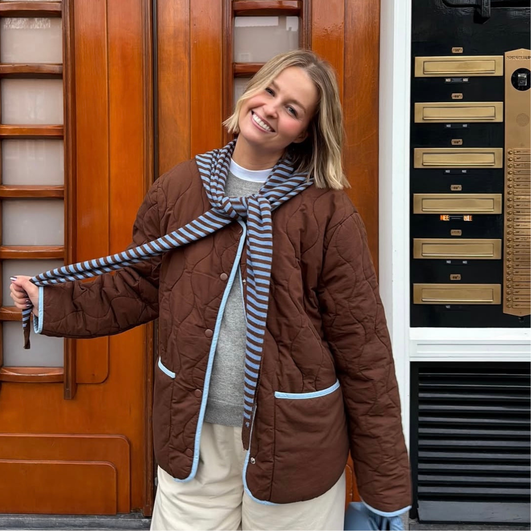 Dreiecksschal – Karamellbraun & Blau gestreift – Groß