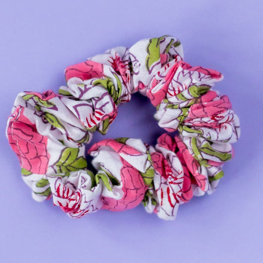 Upcycled scrunchie-white with pink